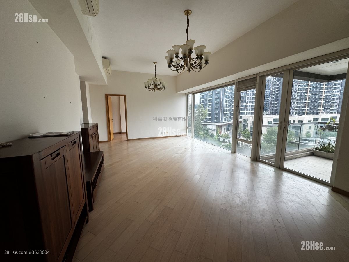 Avignon Rental 4 Bedrooms , 3 Bathrooms 1,577 ft²