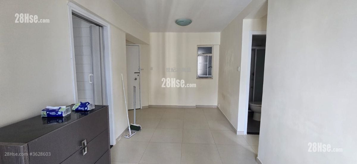 华兰花园 租盘 2 房 , 1 浴室 379 平方尺