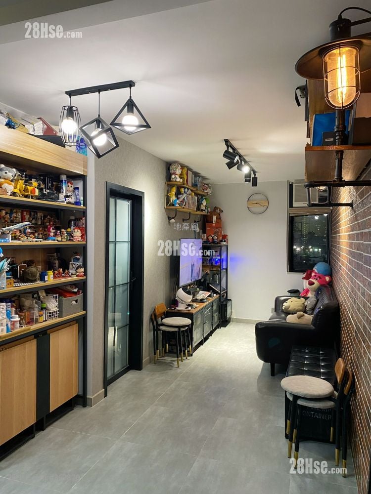 東頭(二)邨 售盤 1 房 , 1 浴室 357 平方呎