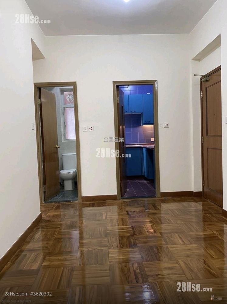 Liberty Mansion Rental 2 Bedrooms , 1 Bathroom 414 ft²