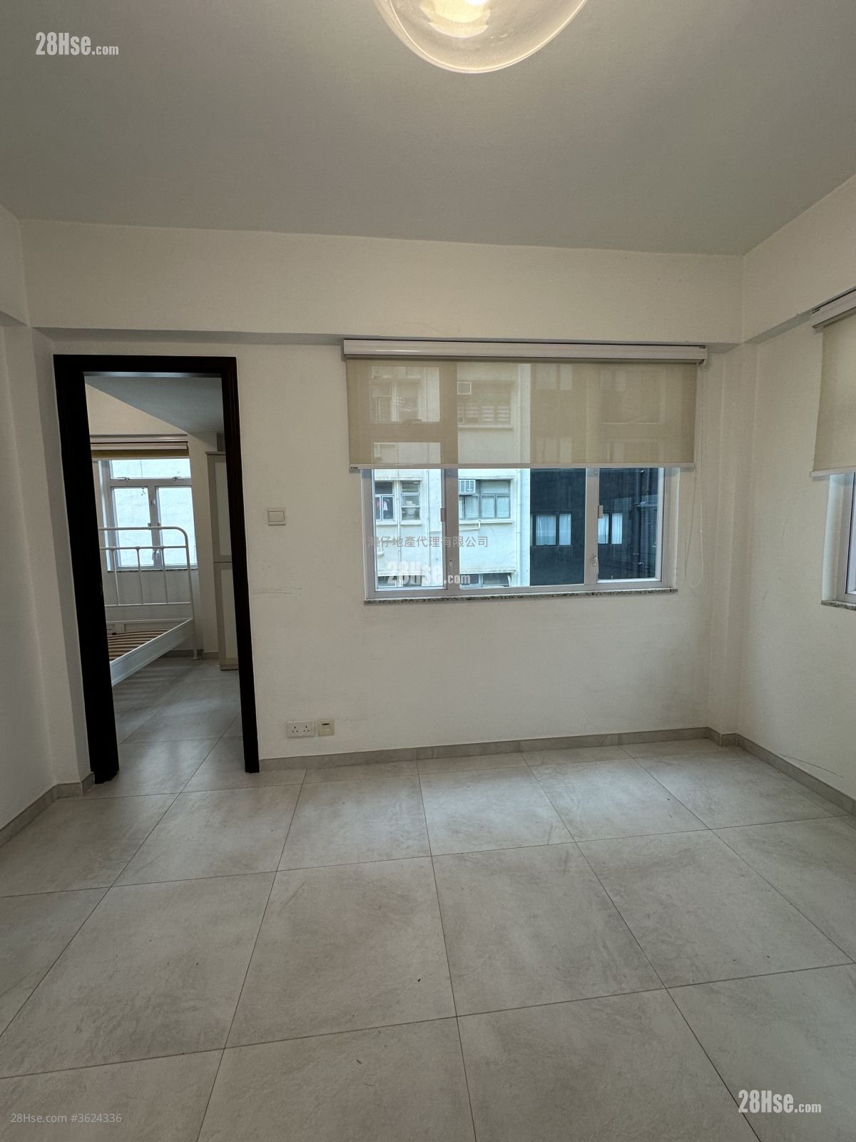 Hennessy Building Sell 1 Bedroom , 1 Bathroom 297 ft²