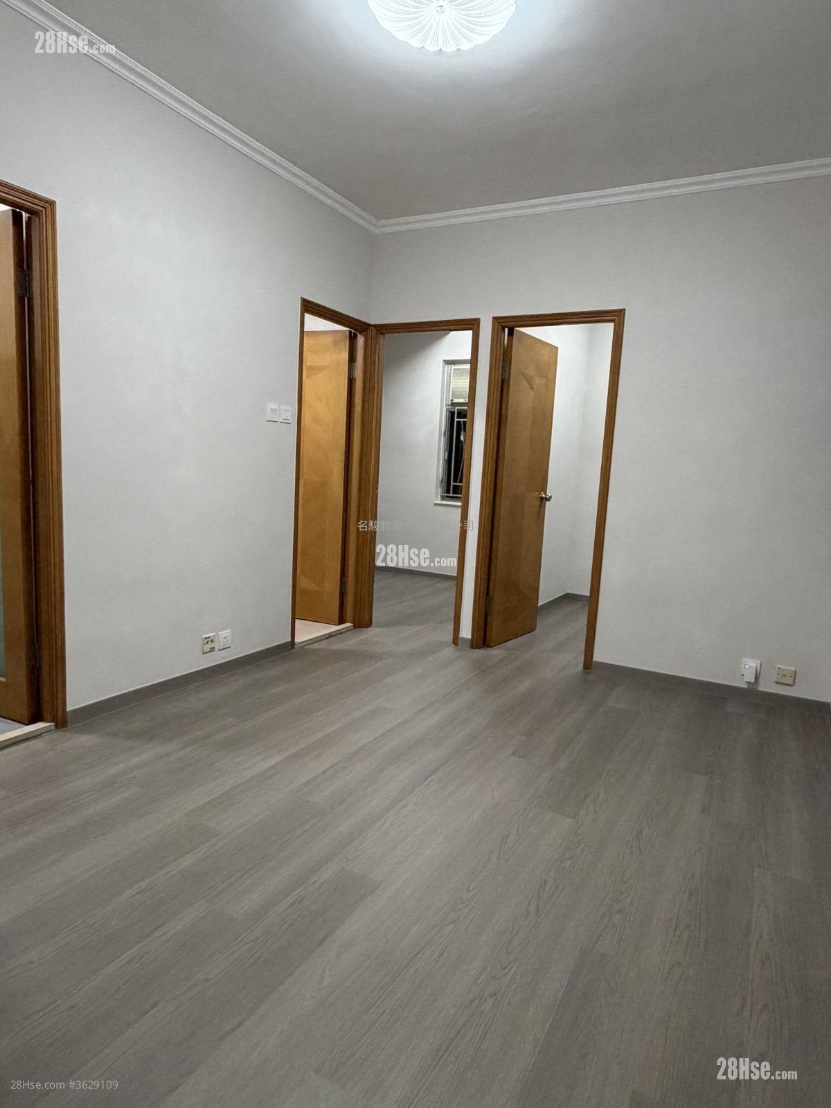 海興大廈 售盤 2 房 , 1 浴室 327 平方呎