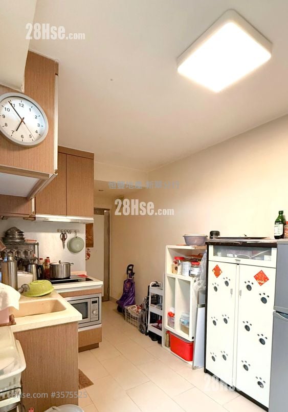 Artland Court Sell 2 Bedrooms , 1 Bathroom 364 ft²