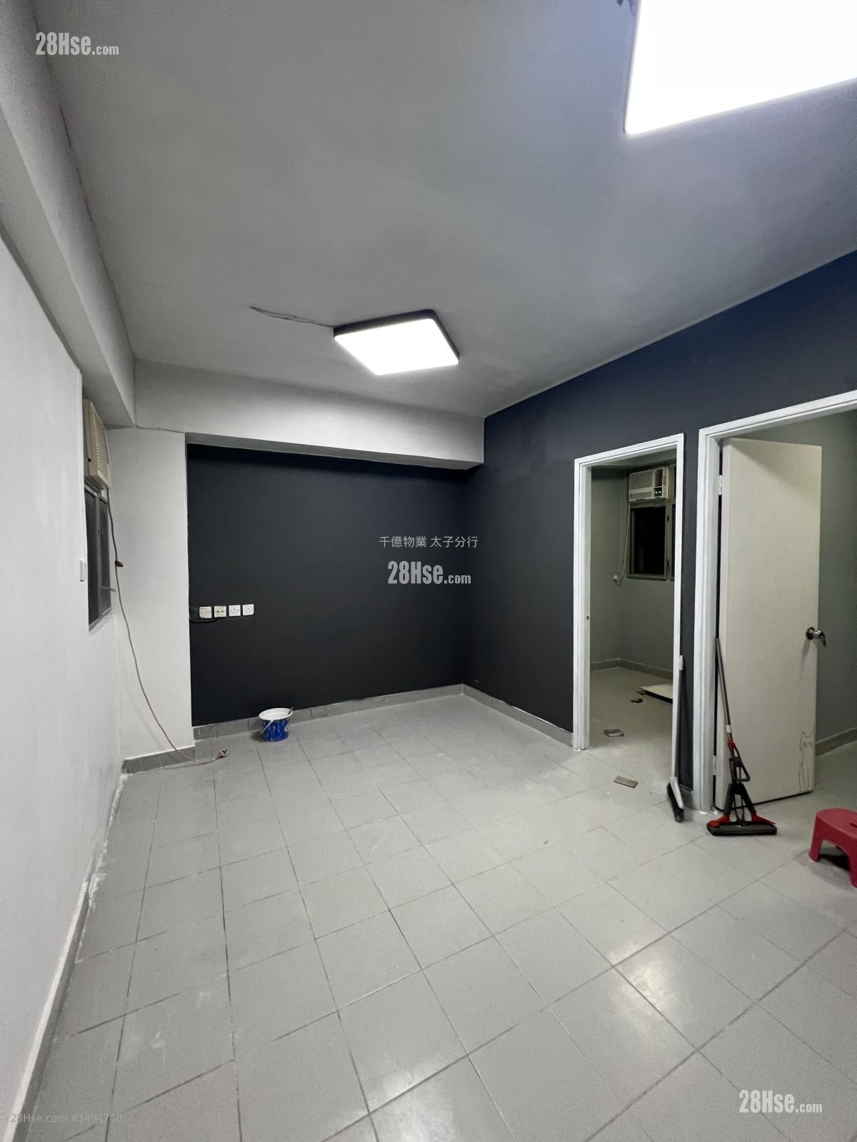 大南街130-132號 租盤 2 房 , 1 浴室 380 平方呎