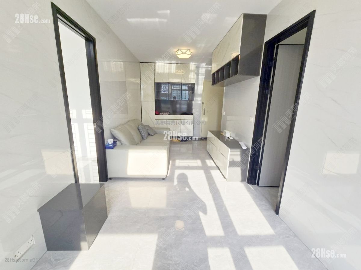 Shan Lai Court Sell 2 Bedrooms , 1 Bathroom 448 ft²
