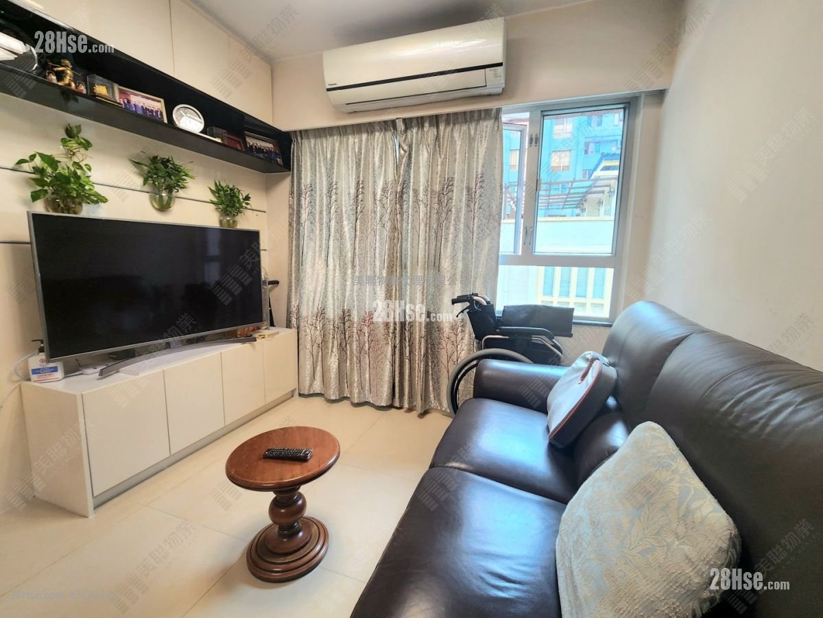 Peony Height Sell 3 Bedrooms , 1 Bathroom 540 ft²