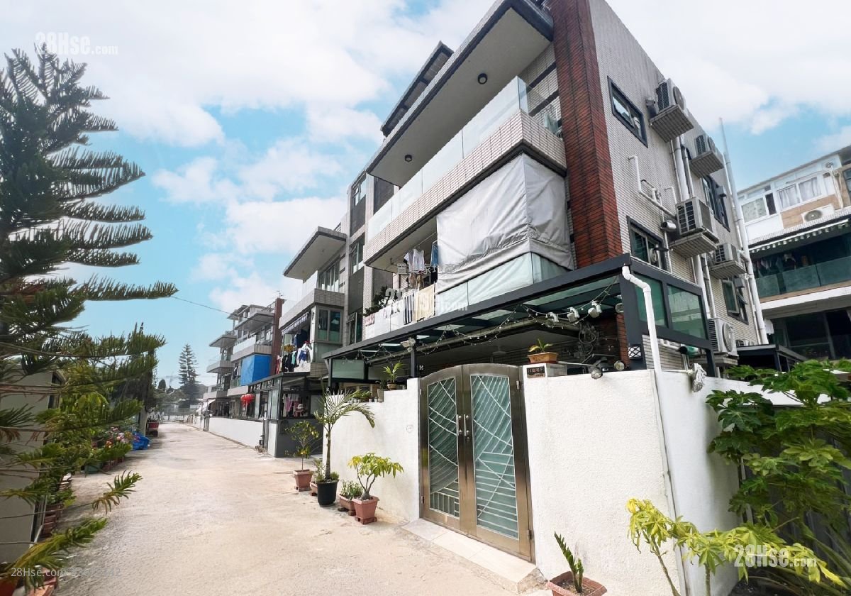 村屋 售盘 3 房 , 1 浴室 1,050 平方尺