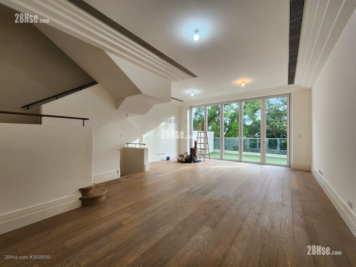 Le Cap Rental 4 Bedrooms , 4 Bathrooms 2,085 ft²