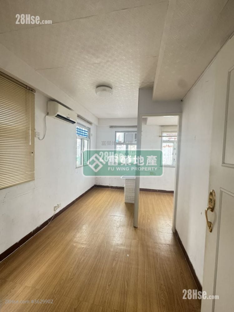 嘉安大樓 租盤 1 房 , 1 浴室 203 平方呎