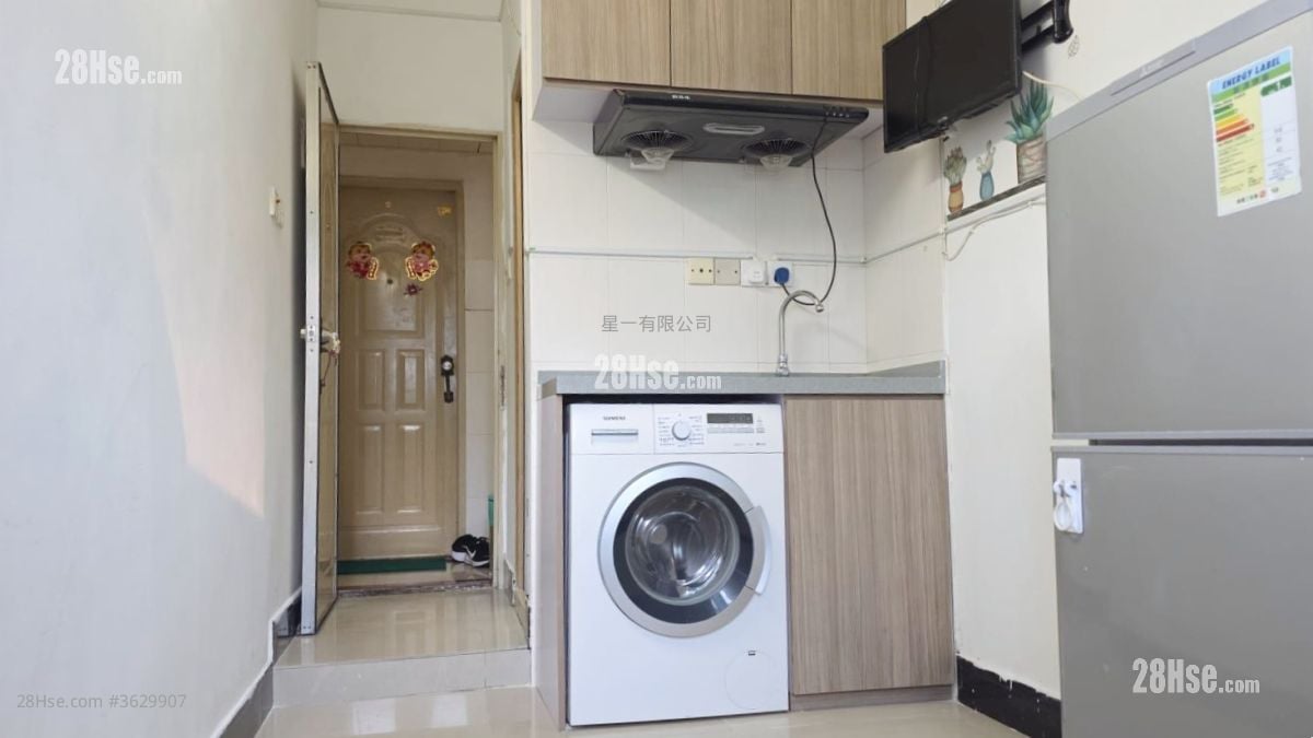 Grandview Mansion Rental Studio , 1 Bathroom 120 ft²