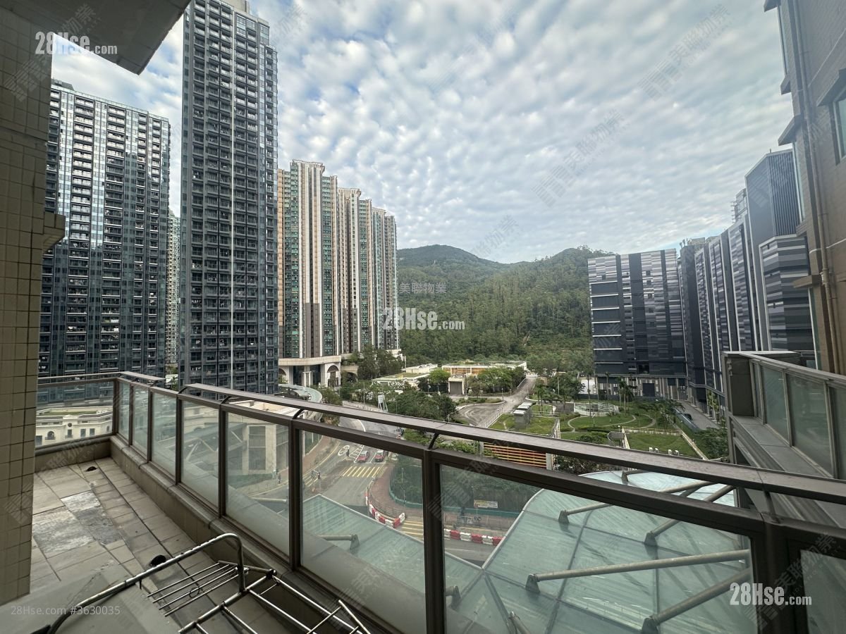 La Splendeur Of Le Prestige Sell 4 Bedrooms , 3 Bathrooms 1,002 ft²