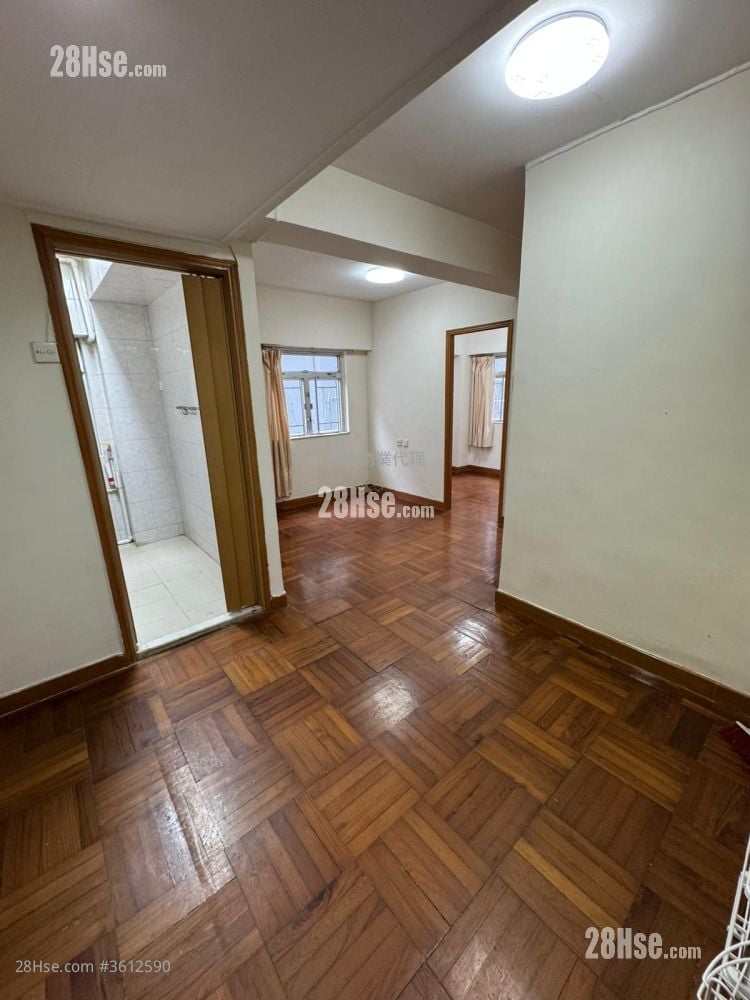 Loong King Mansion Rental 2 Bedrooms , 1 Bathroom 370 ft²