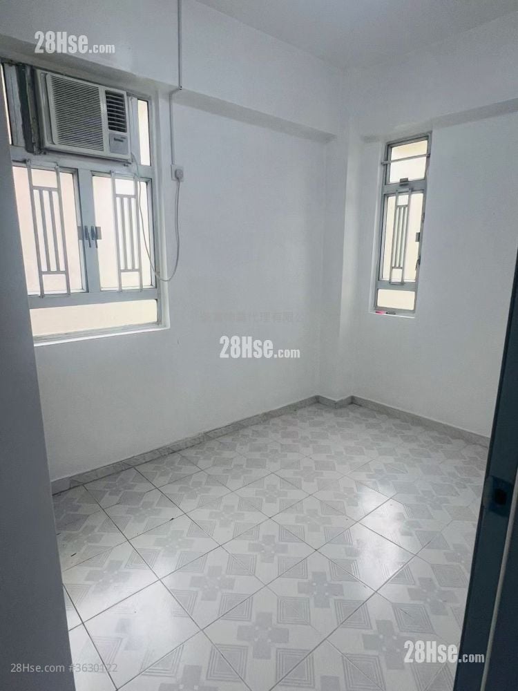 Tak Tai Building Rental Studio , 1 Bathroom 110 ft²