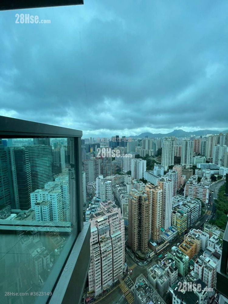 Grand Central Rental 2 Bedrooms , 1 Bathroom 592 ft²