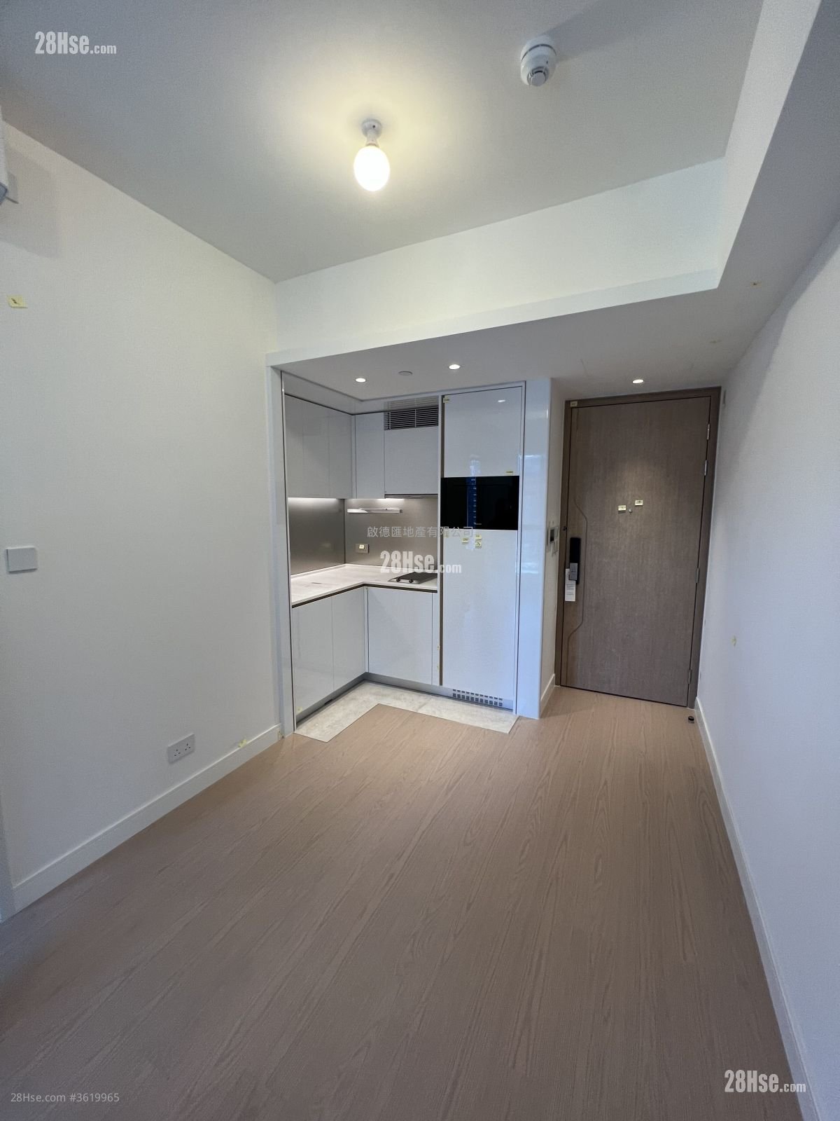 Monaco One 租盤 1 房 , 1 浴室 326 平方呎