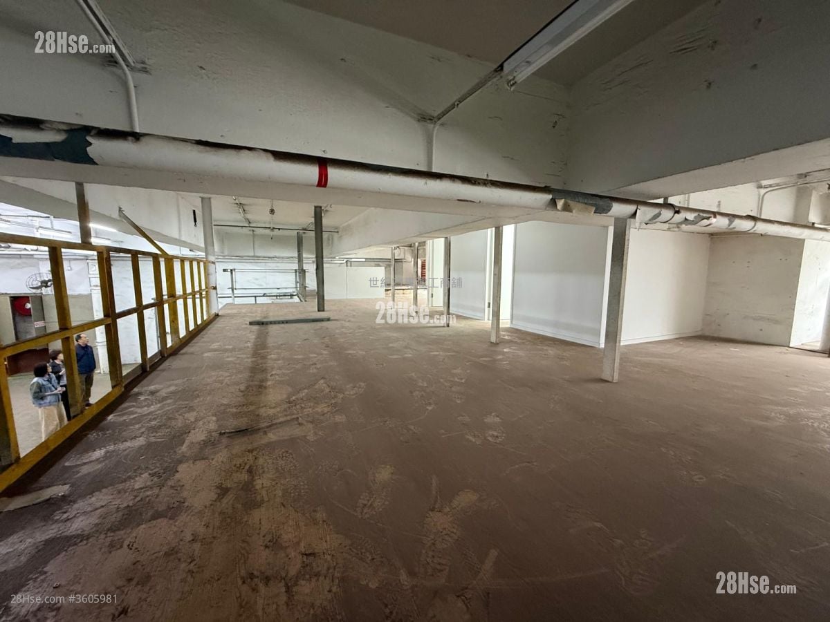 Sha Tin Industrial Centre Rental 2 Bedrooms , 2 Toilets