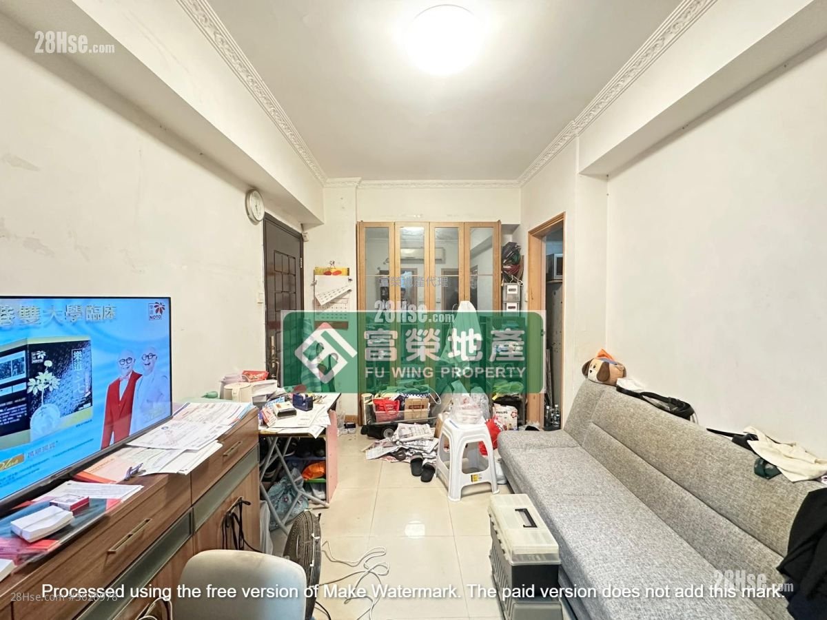 嘉榮大廈 售盤 2 房 , 1 浴室 353 平方呎