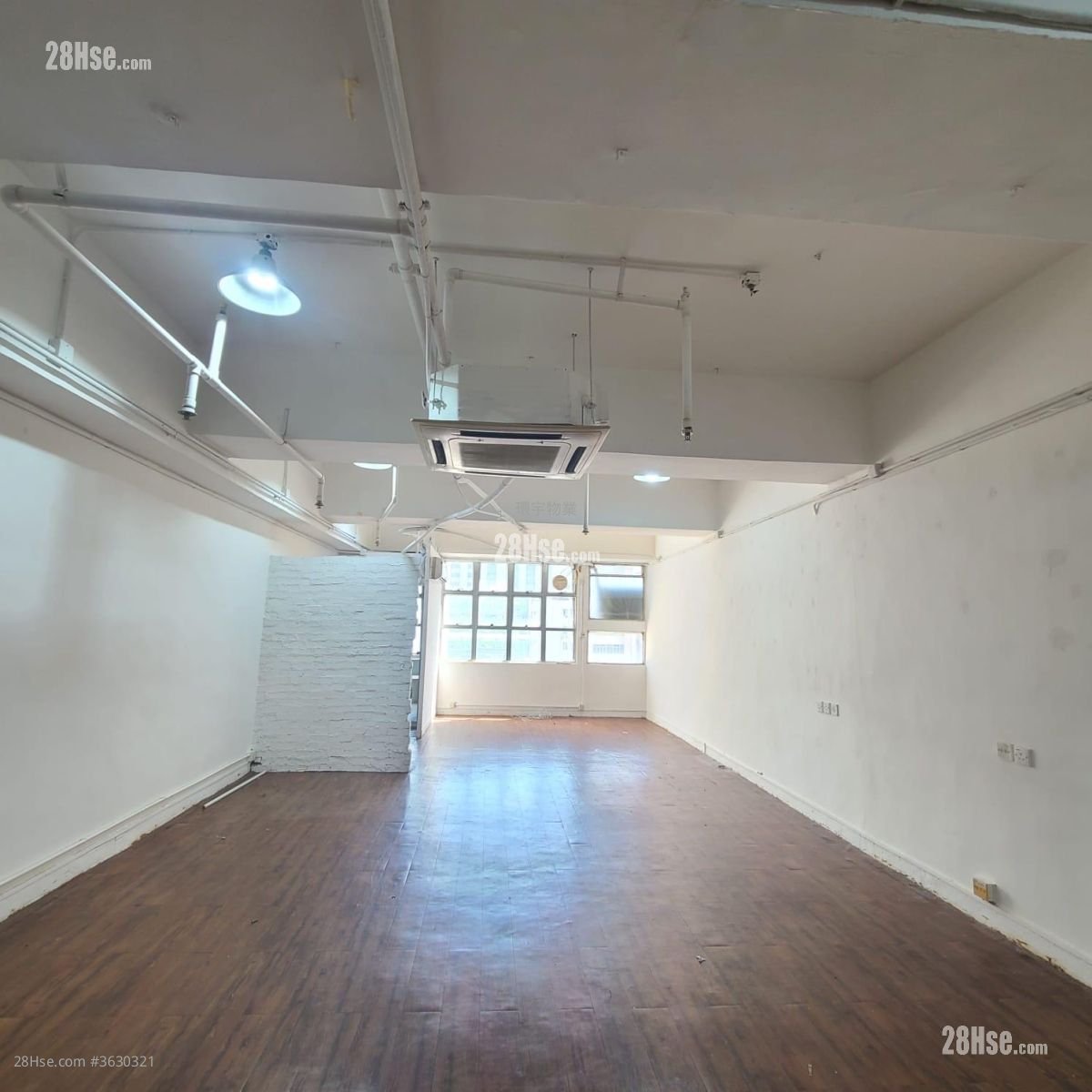 龙力工业大厦 租盘 1 厕所