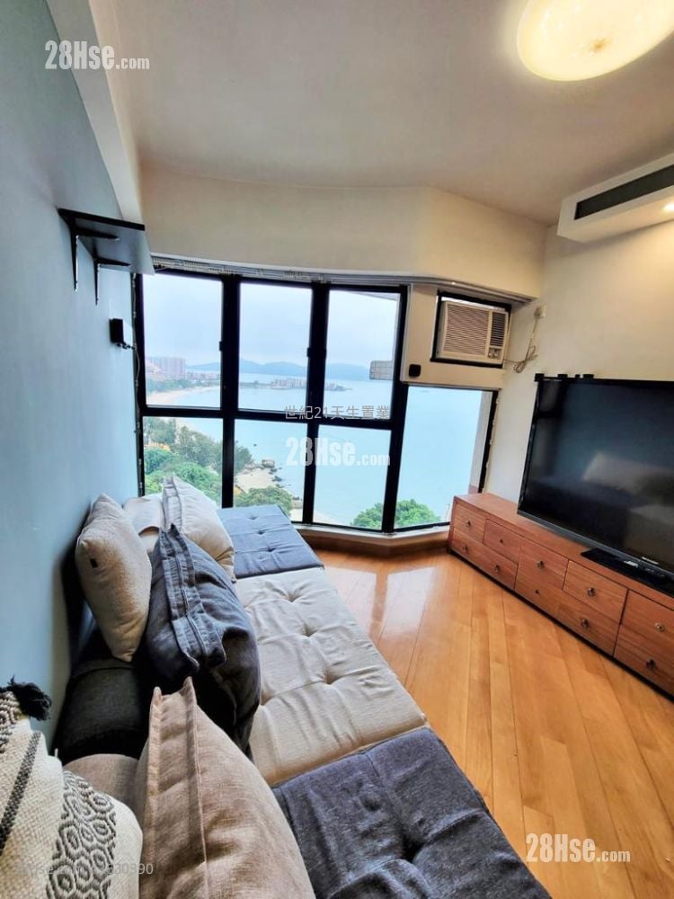 Aquamarine Garden Rental 3 Bedrooms , 2 Bathrooms 716 ft²