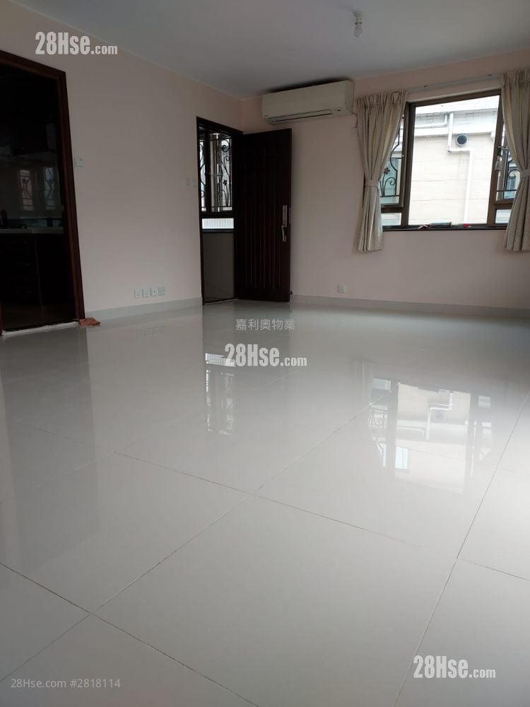 村屋 租盘 3 房 , 1 浴室 700 平方尺