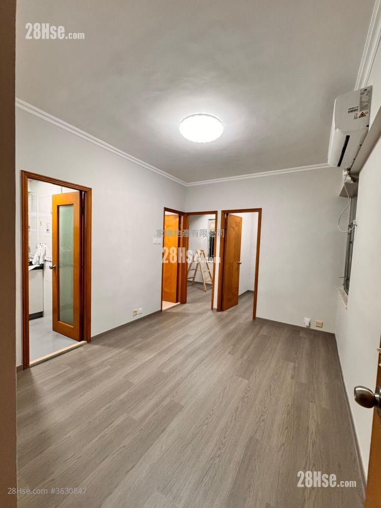 Hoi Hing Building Rental 2 Bedrooms , 1 Bathroom 327 ft²