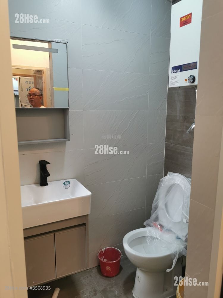 Man Shing Building Rental 1 Bedroom , 1 Bathroom 180 ft²
