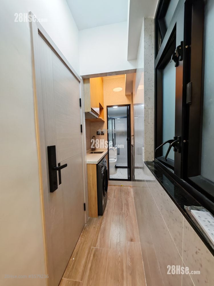 Cheong Ip Building Rental Studio , 1 Bathroom 160 ft²