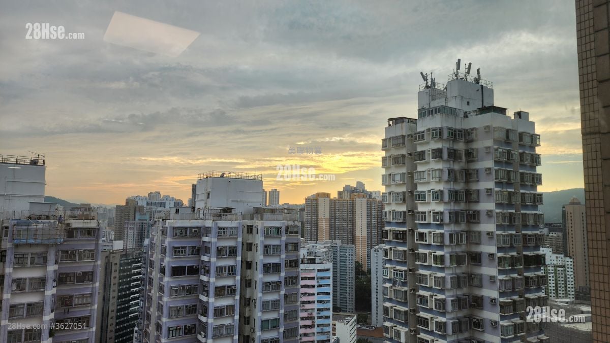 The Apex Sell 2 Bedrooms , 1 Bathroom 456 ft²