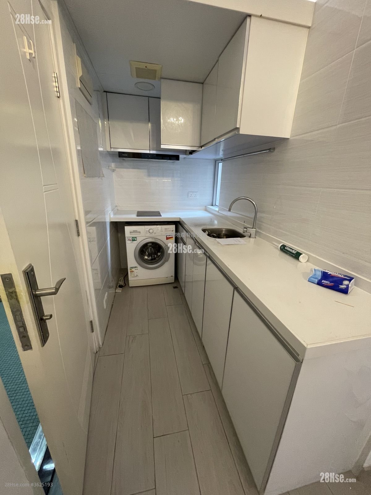 Tai Tat Building Rental 2 Bedrooms , 1 Bathroom 426 ft²