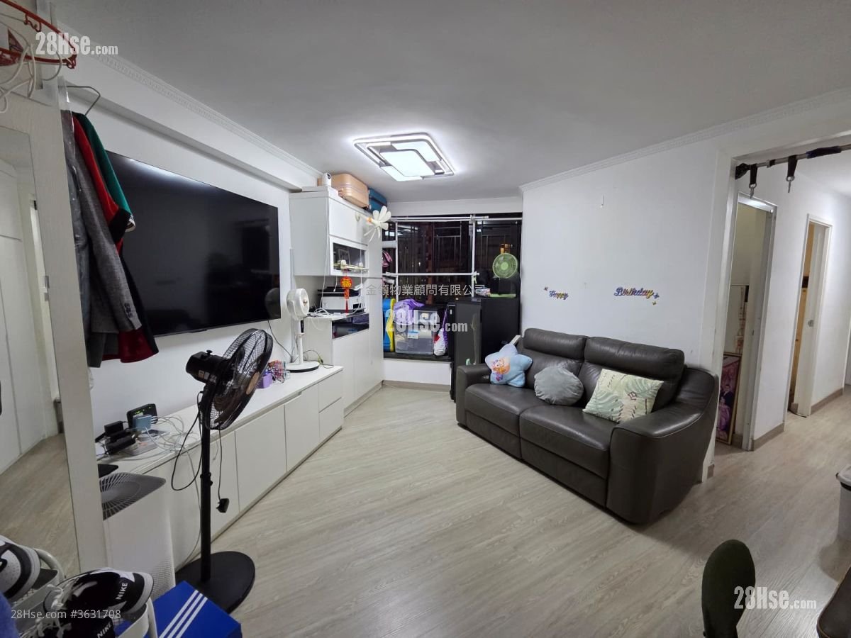 Jubilant Place Sell 4 Bedrooms , 2 Bathrooms 781 ft²