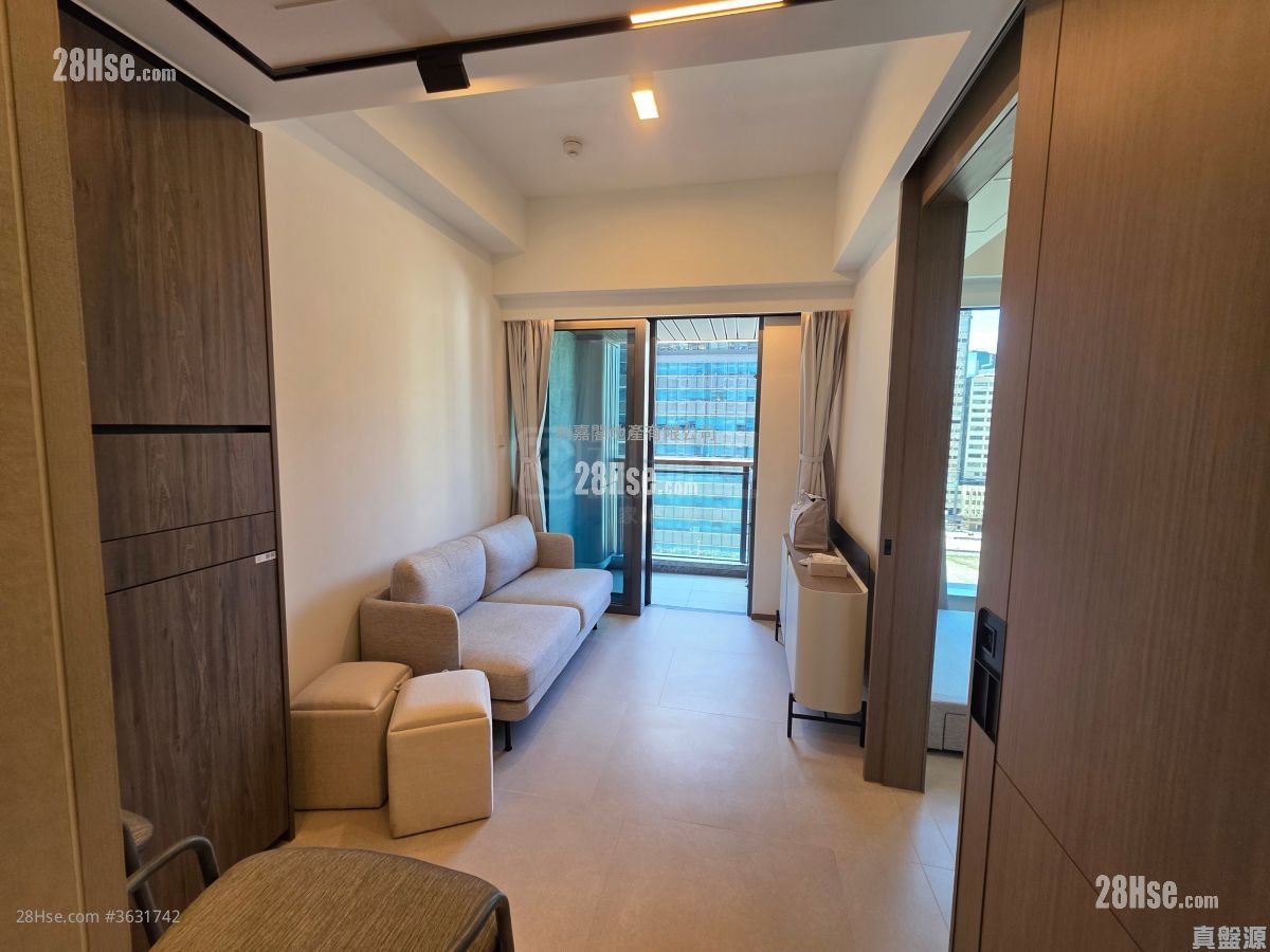 天玺天 售盘 1 房 296 平方尺