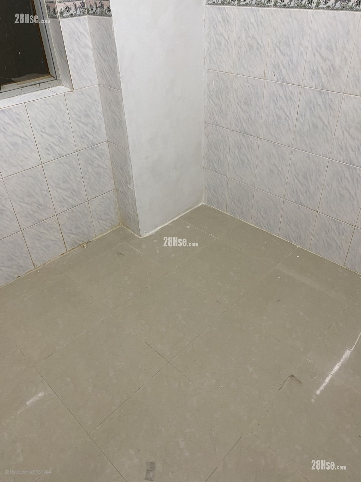 金椽樓 租盤 100 平方呎