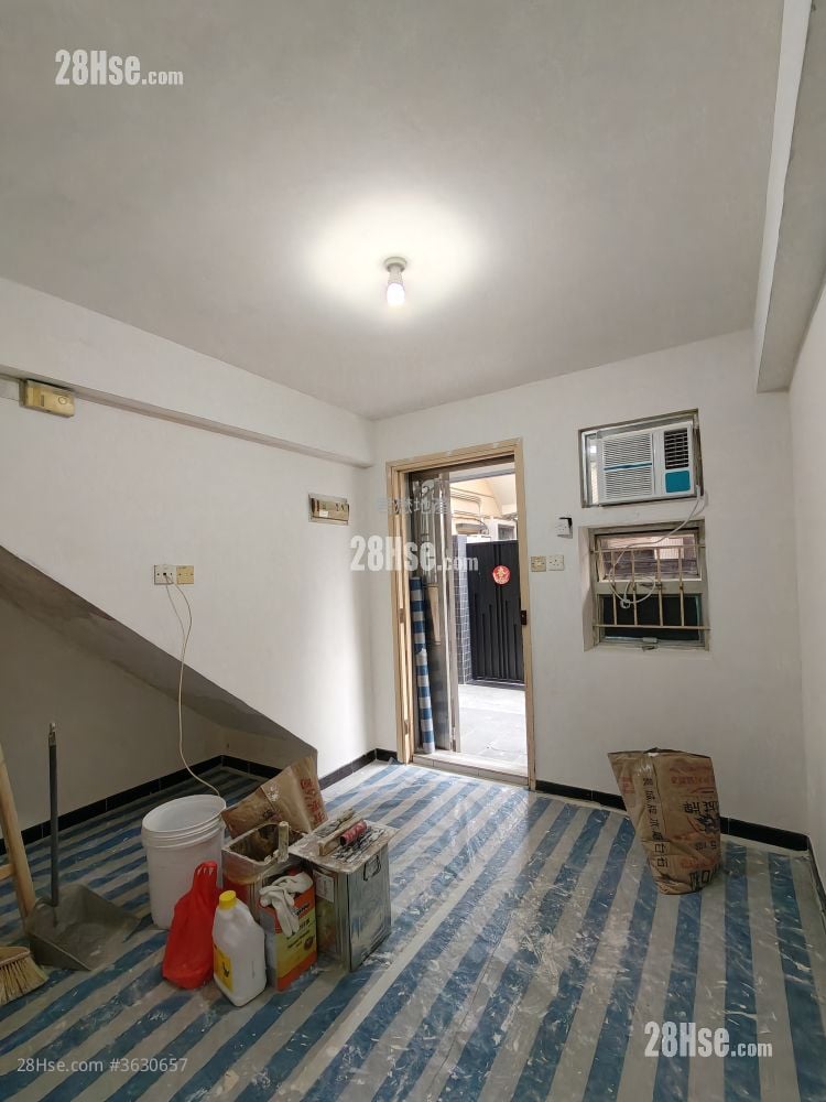 村屋 租盤 1 房 , 1 浴室 300 平方呎