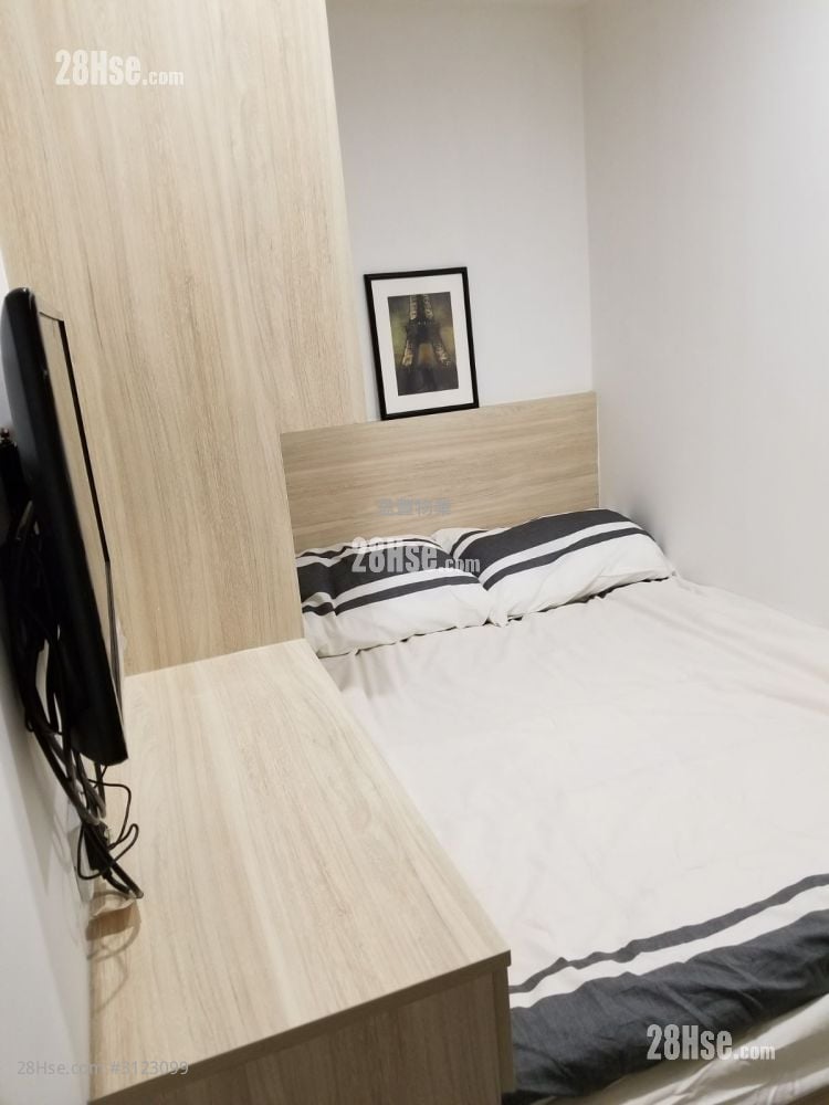 Cheong Ip Building Sell 3 Bedrooms , 3 Bathrooms 445 ft²