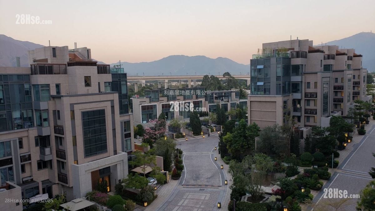 爾巒 售盤 3 房 897 平方呎