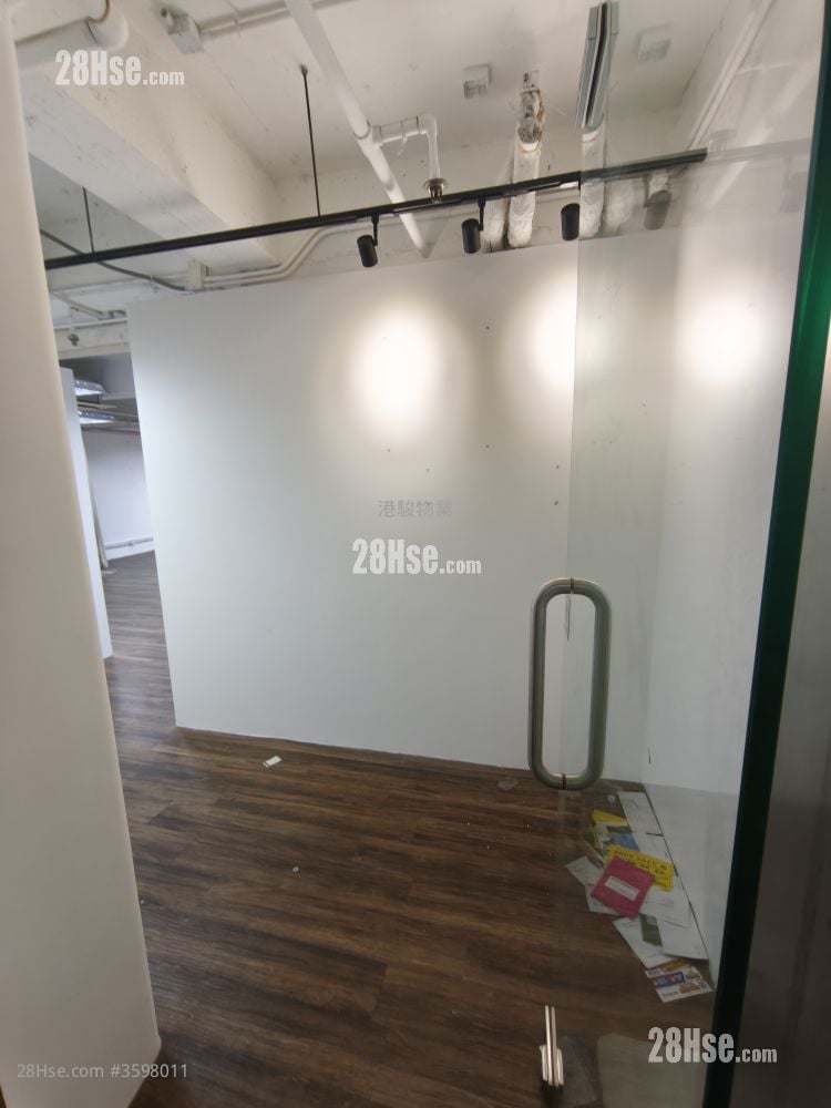 金巴利中心 租盤