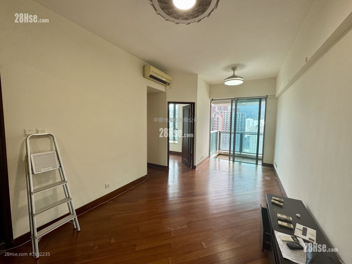 御龙山 售盘 2 房 554 平方尺