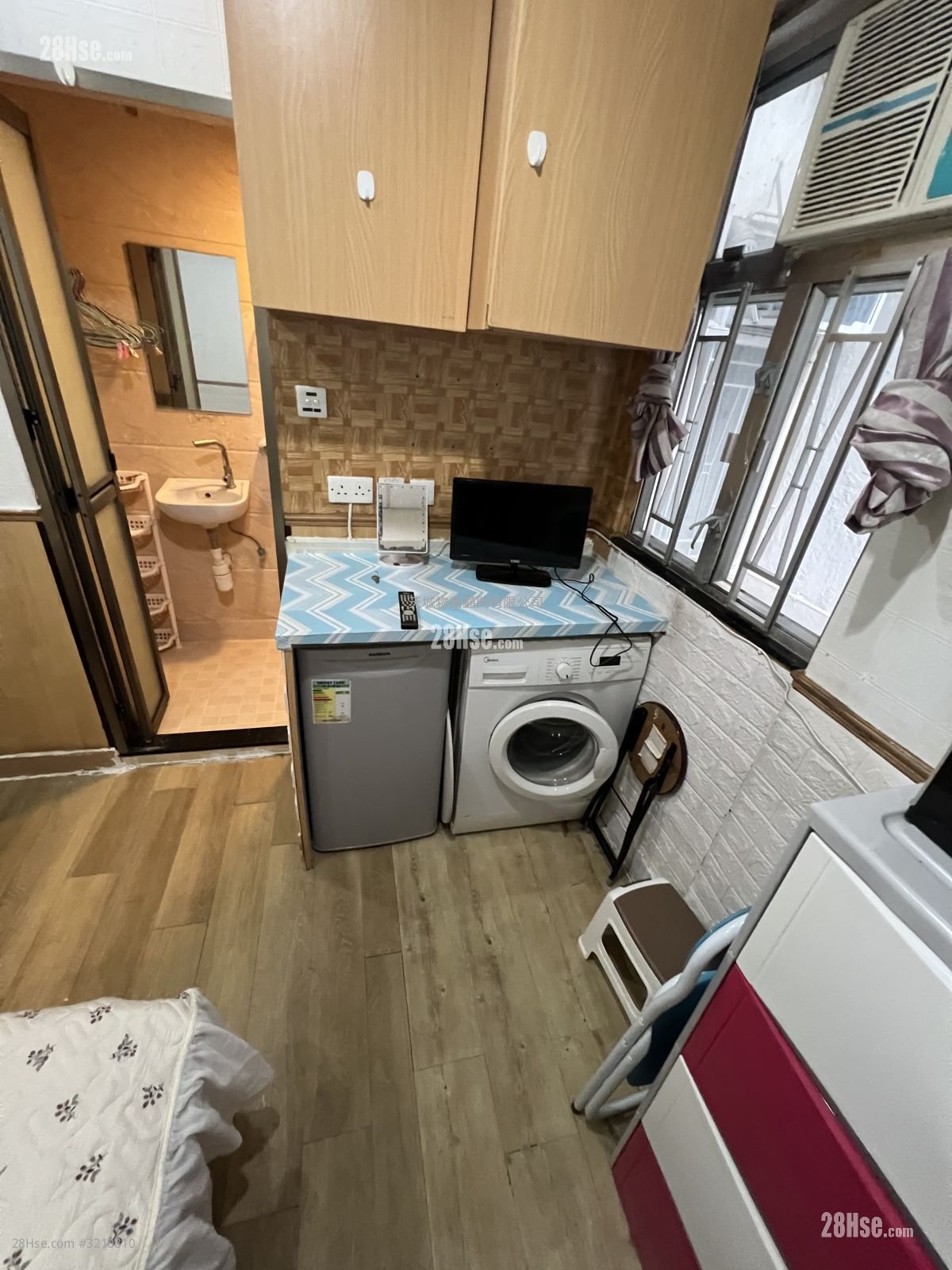 龙记大厦 租盘 开放式间隔 , 1 浴室 160 平方尺