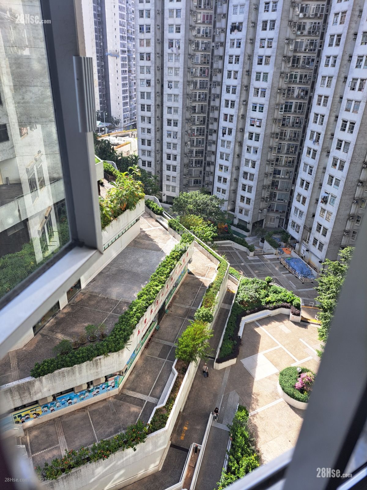 康山花园 租盘 3 房 , 1 浴室 592 平方尺