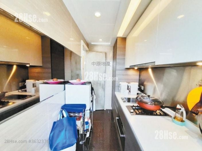 溱柏 售盘 2 房 558 平方尺