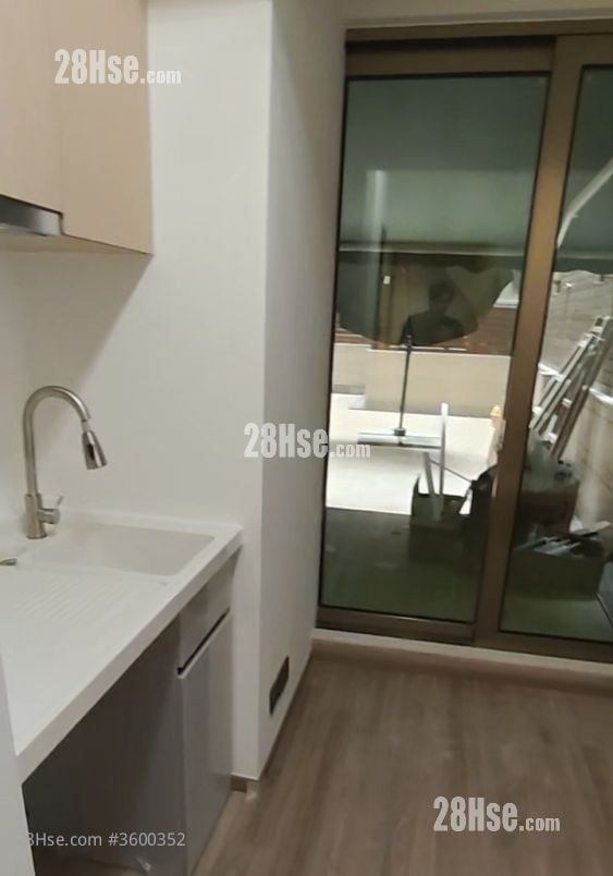 Kiu Hing Mansion Rental 1 Bedroom , 1 Bathroom 300 ft²