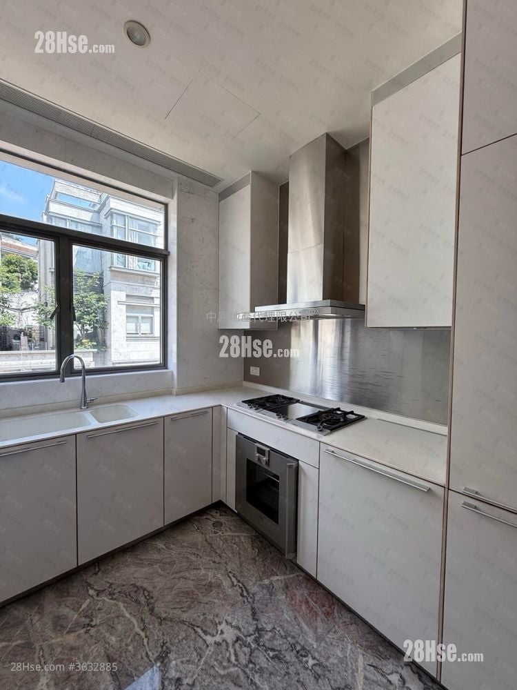 歌赋岭 租盘 3 房 , 5+ 浴室 1,798 平方尺