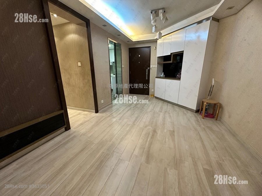 新峰花园 售盘 2 房 745 平方尺