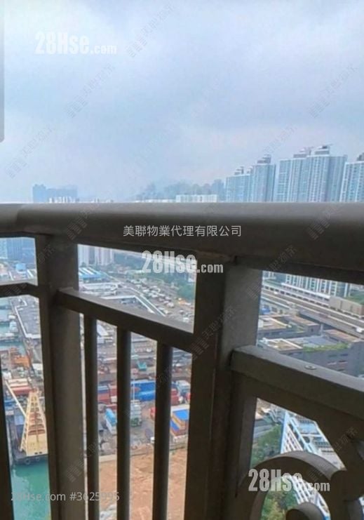 Hampton Place Sell 2 Bedrooms , 1 Bathroom 451 ft²