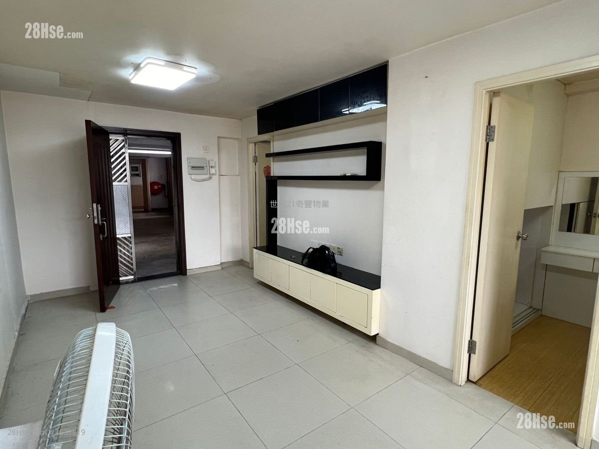 Cheung Wah Estate Rental 2 Bedrooms , 1 Bathroom 423 ft²
