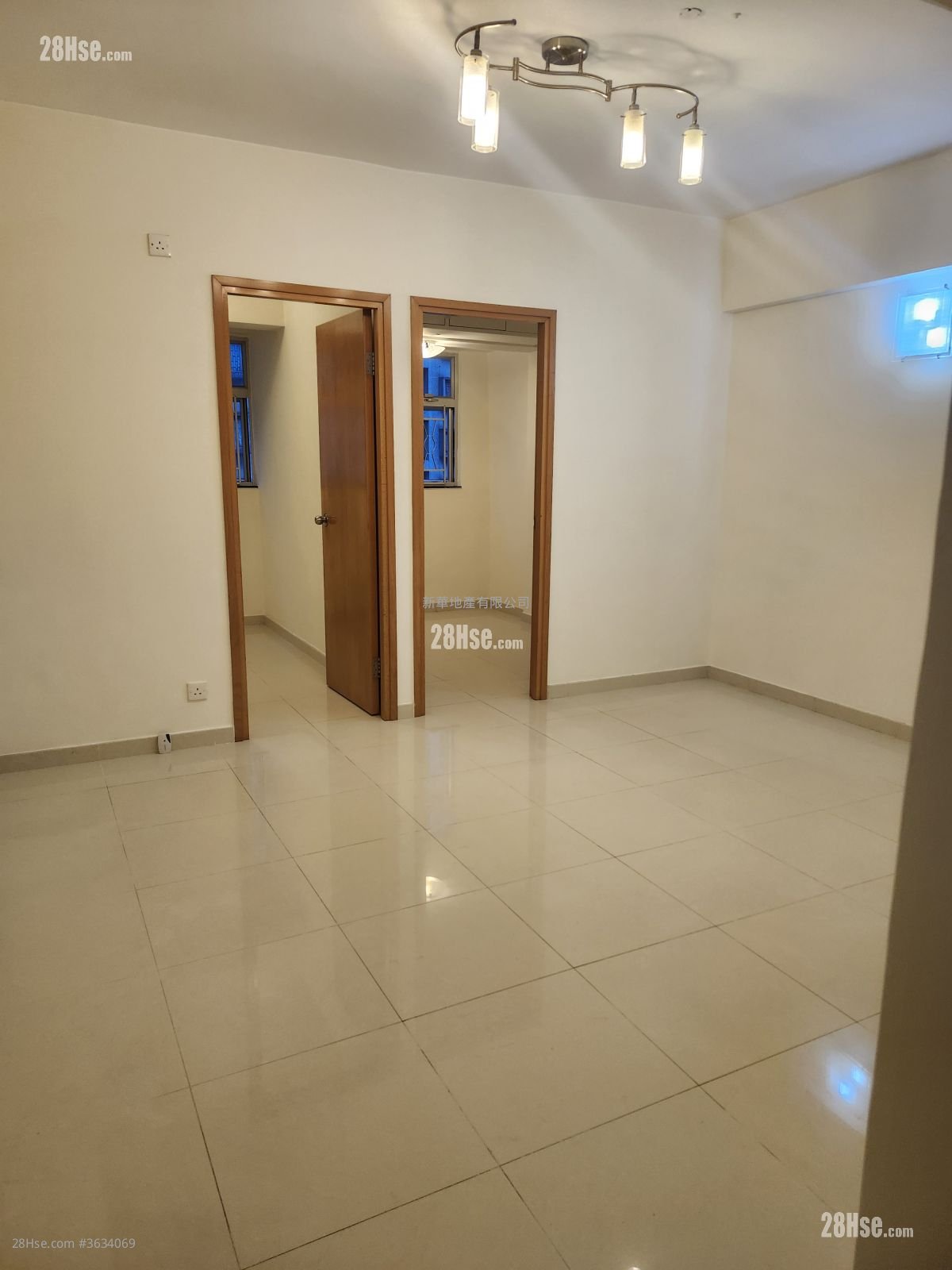 益發大廈 租盤 2 房 , 1 浴室 374 平方呎