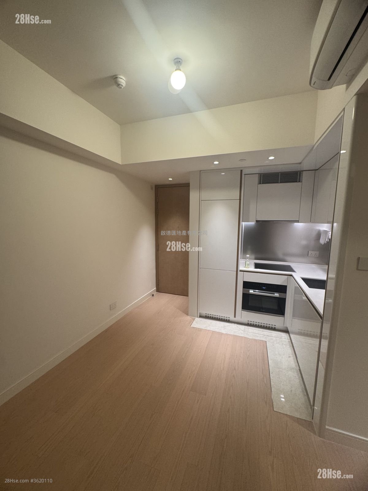 Monaco One 租盤 2 房 , 1 浴室 444 平方呎