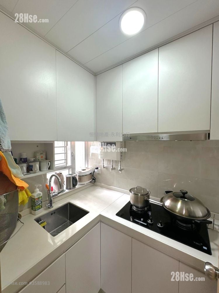 Dip Tsui Court Sell Studio , 1 Bathroom 312 ft²