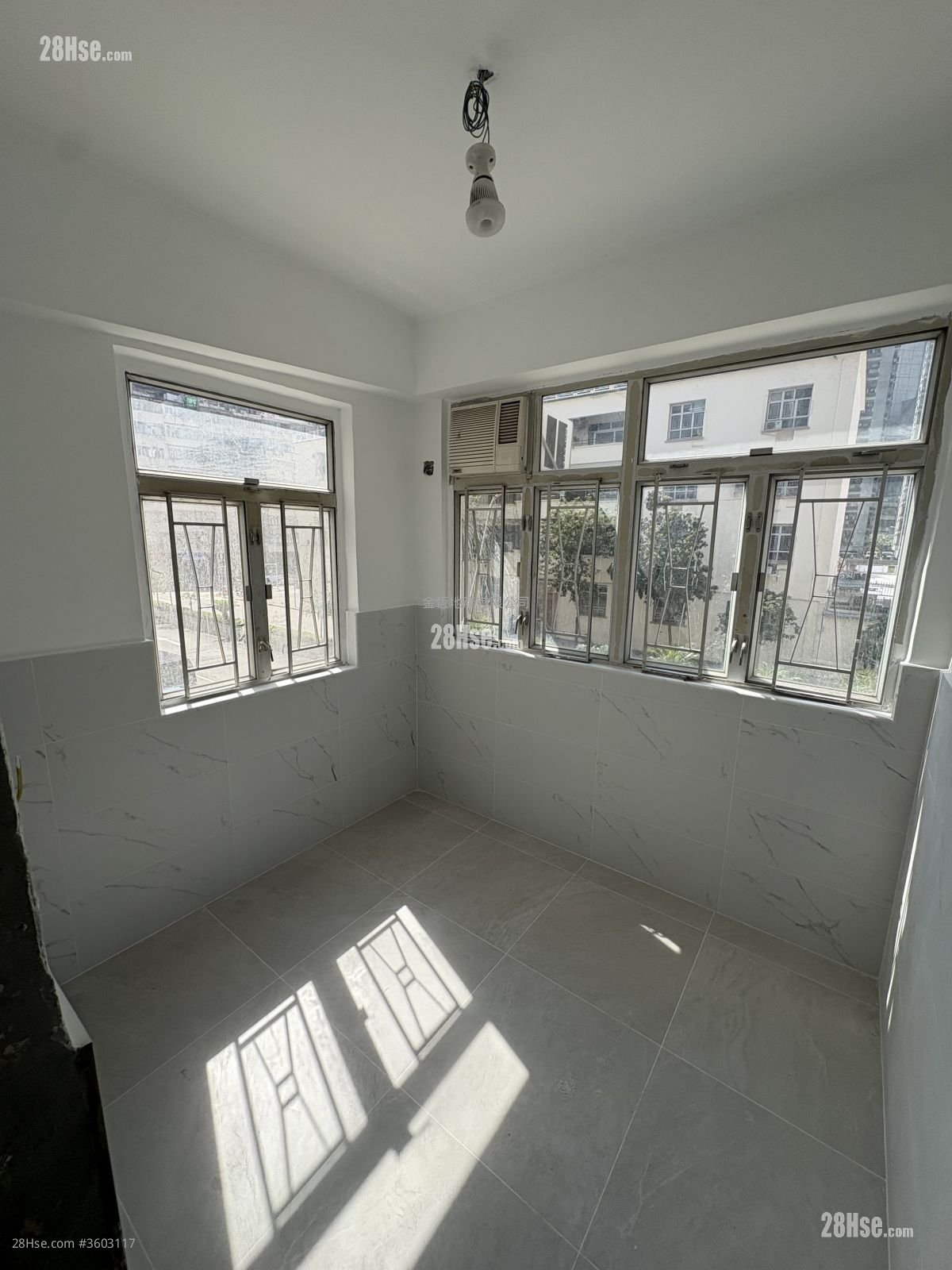 汇辉大楼 租盘 1 房 , 1 浴室 280 平方尺