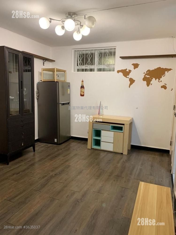 东头(二)邨 租盘 1 房 , 1 浴室 360 平方尺